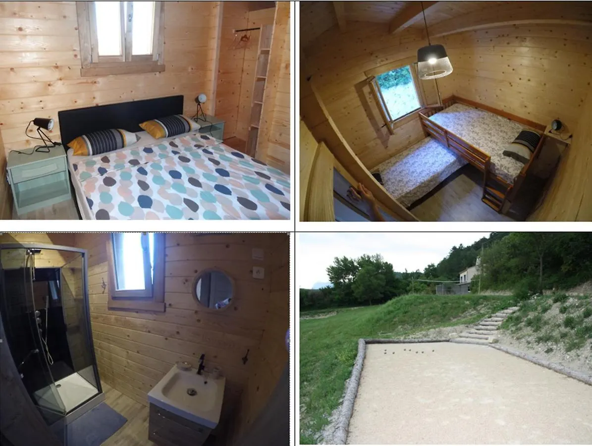 Un Chalet En Bois Dans Un Ecrin De Verdure Aouste-sur-Sye France